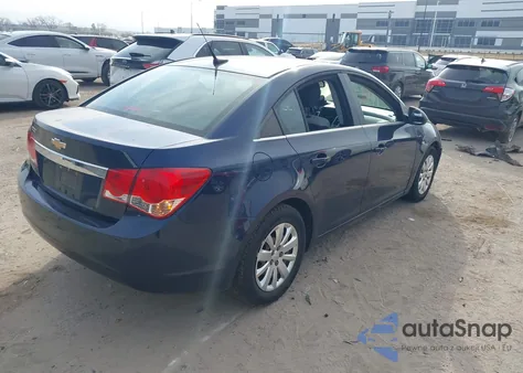 2011 Chevrolet Cruze Ls z USA, uszkodzony, nr VIN 1G1PC5SH7B7139261